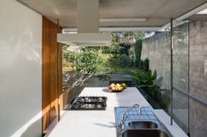 House in Carapicuiba [Photo 22 by Nelson Kon]